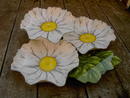 DAISEY FLOWER RELISH TIDBIT TRAY CANDY SERVER