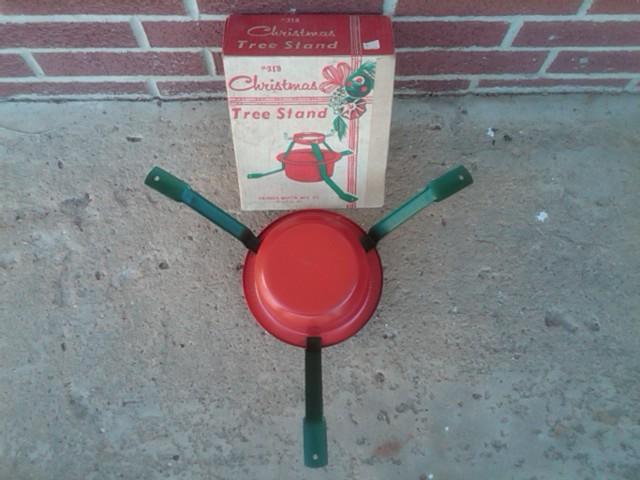 STEEL CHRISTMAS TREE STAND CRUNDEN MARTIN ST LOUIS MISSOURI ORIGINAL CARDBOARD BOX