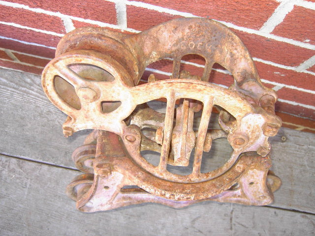 FAIRFIELD IOWA LOUDEN JUNIOR HAYRICK BARN PULLEY HAYLOFT HAYMOW TOOL CAST IRON FARM RANCH WHEEL