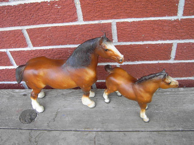 BREYER CLYDESDALE HORSE STATUE FIGURINE