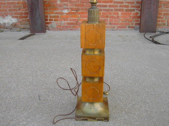 OAK WOOD PARLOR TABLE LAMP RETRO 1970'S