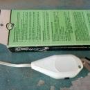 Dyna Electric Scissors Textile Fabric Craft Cutting Tool Retro Era Quilter Utensil Original New York USA Box