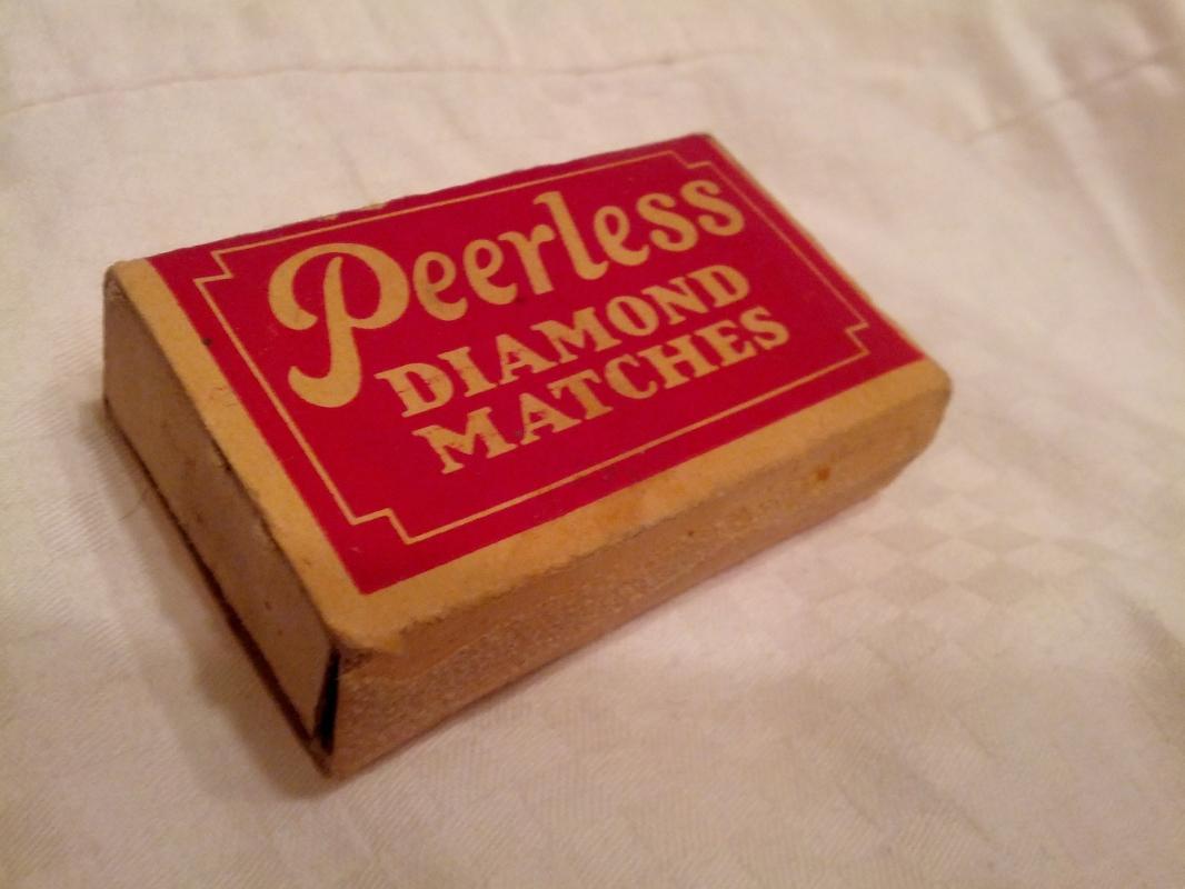 Peerless Diamond Matches Cardboard Matchbox USA American Made Household Good