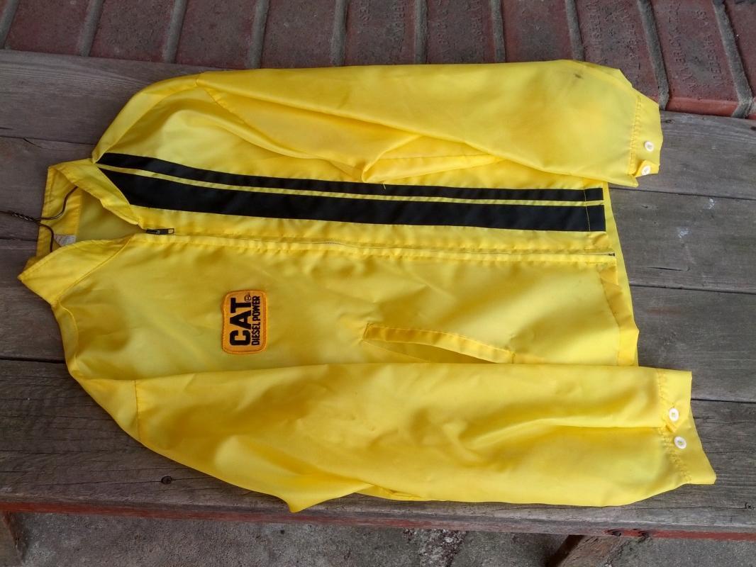 cat diesel power yellow black stripe jacket retro era windbreaker coat louisville sportswear manufacturing kentucky usa garment cloth label