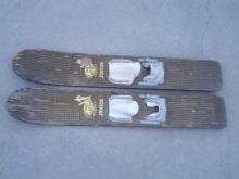 acme water skis wooden skiing boards lake cabin wall decoration retro era boating sport equipment usa made stilley plywood company conway south carolina
