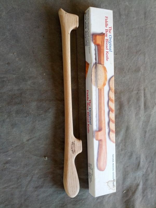 FIDDLE BOW BREAD KNIFE WOODEN KITCHEN UTENSIL VEGETABLE FRUIT CHEESE CUTTING SLICING TOOL MONTANA USA ORIGINAL CARDBOARD BOX