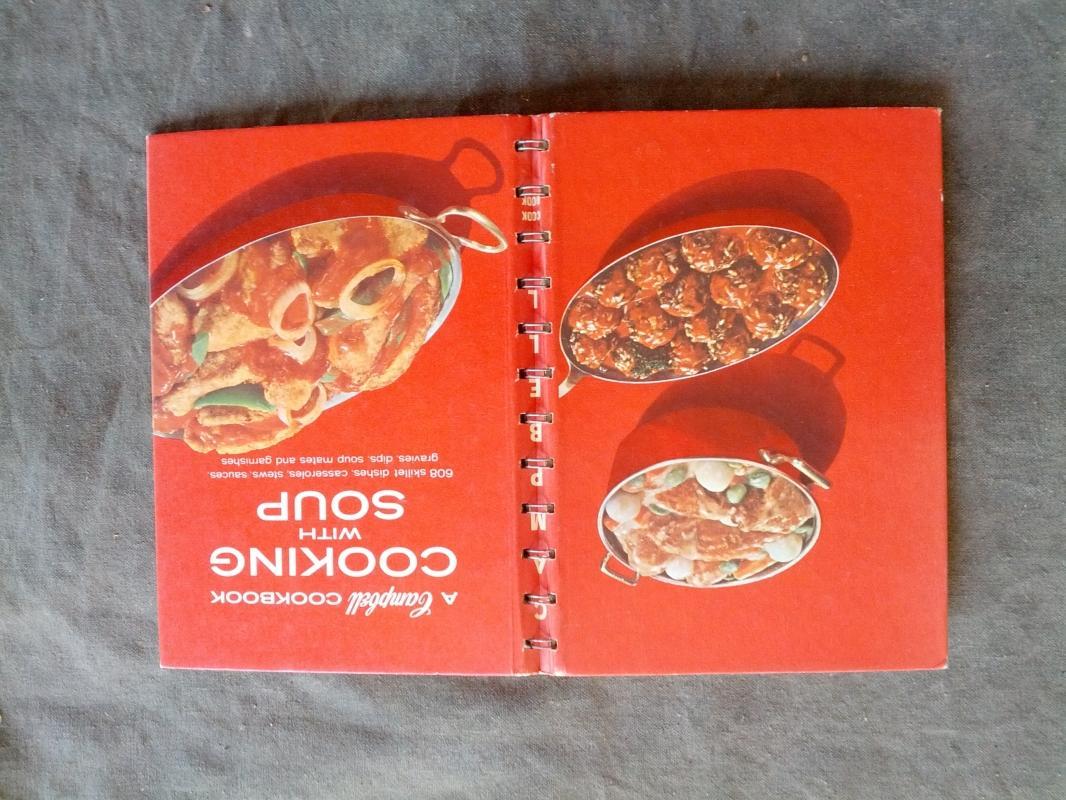 CAMPBELLS SOUP COOKBOOK RECIPE GUIDE BOOK RETRO 1970'S ERA COOKING PUBLICATION