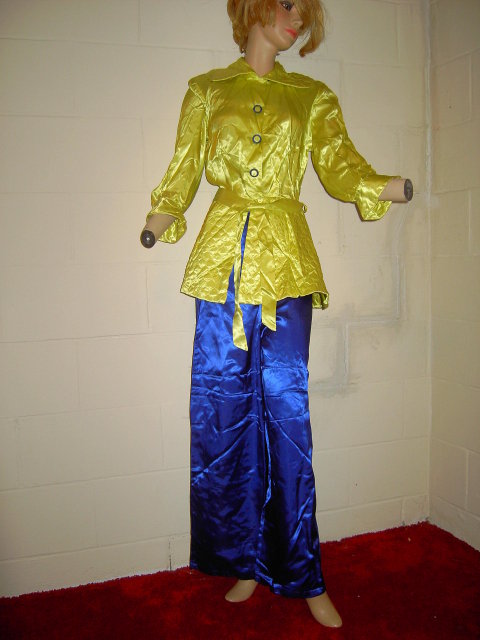 OSGOOD MADEMOISELLE SATIN NIGHT DRESS NIGHTGOWN LOUNGING PAJAMA ELECTRIC YELLOW & BLUE QUILTED