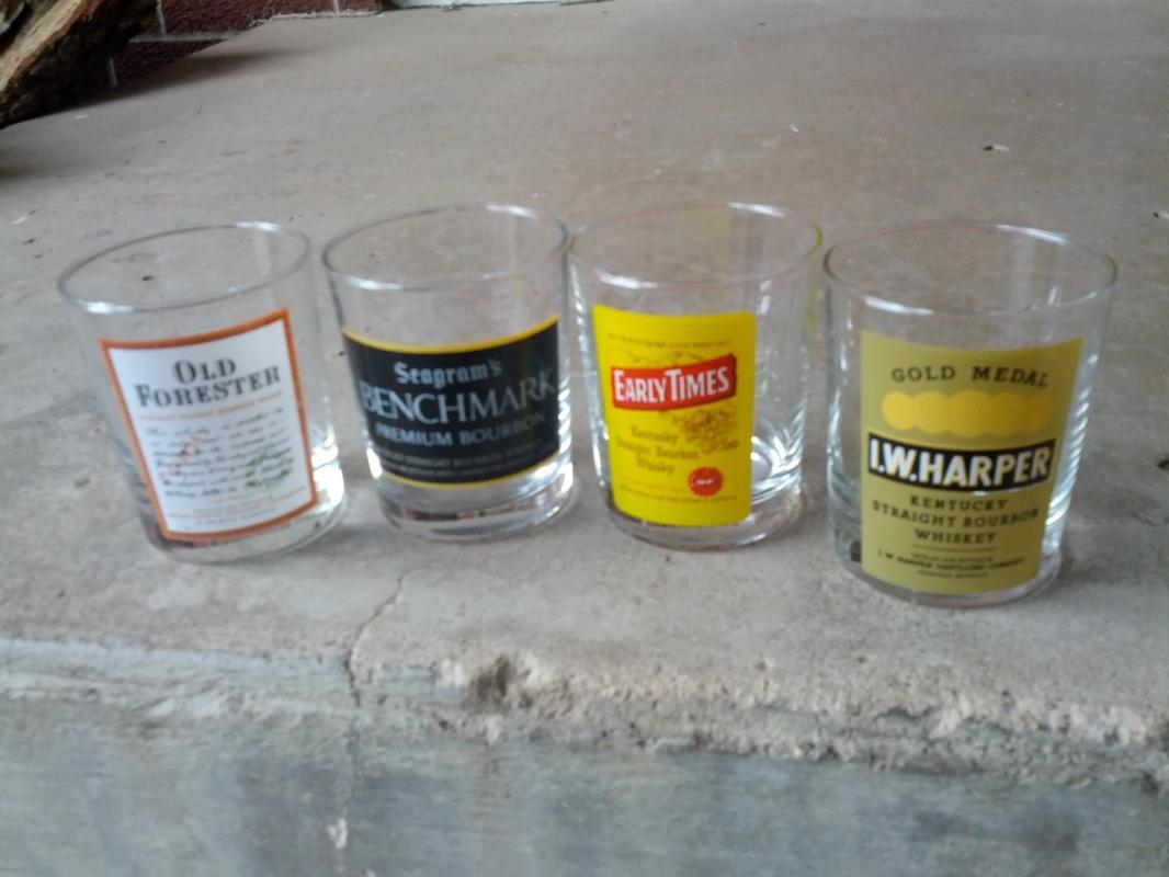 louisville kentucky whiskey glass bar tumbler set