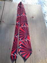 red blue white pinwheel pattern necktie retro fashion accessory 1960's polyester