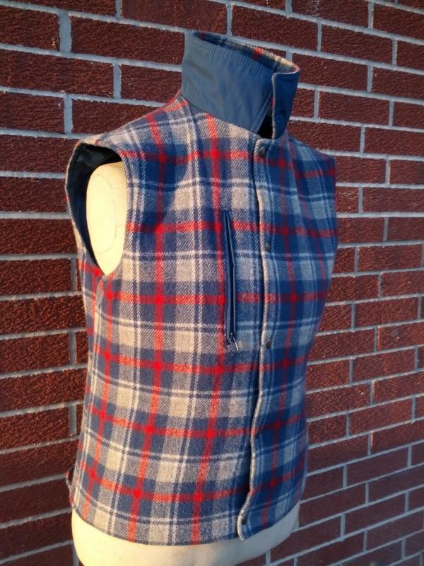 woolrich plaid navy blue vest reversible garment thinsulate thermal insulation
