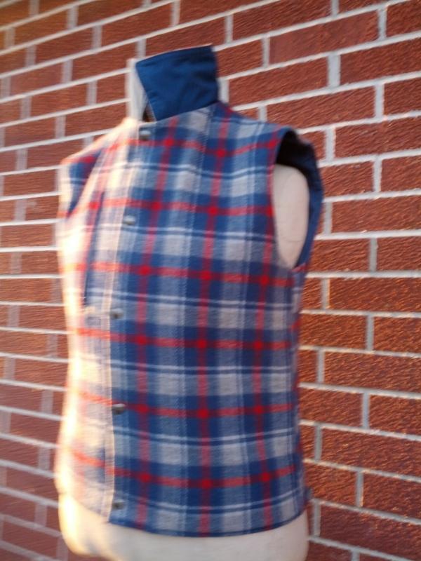 woolrich plaid navy blue vest reversible garment thinsulate thermal insulation