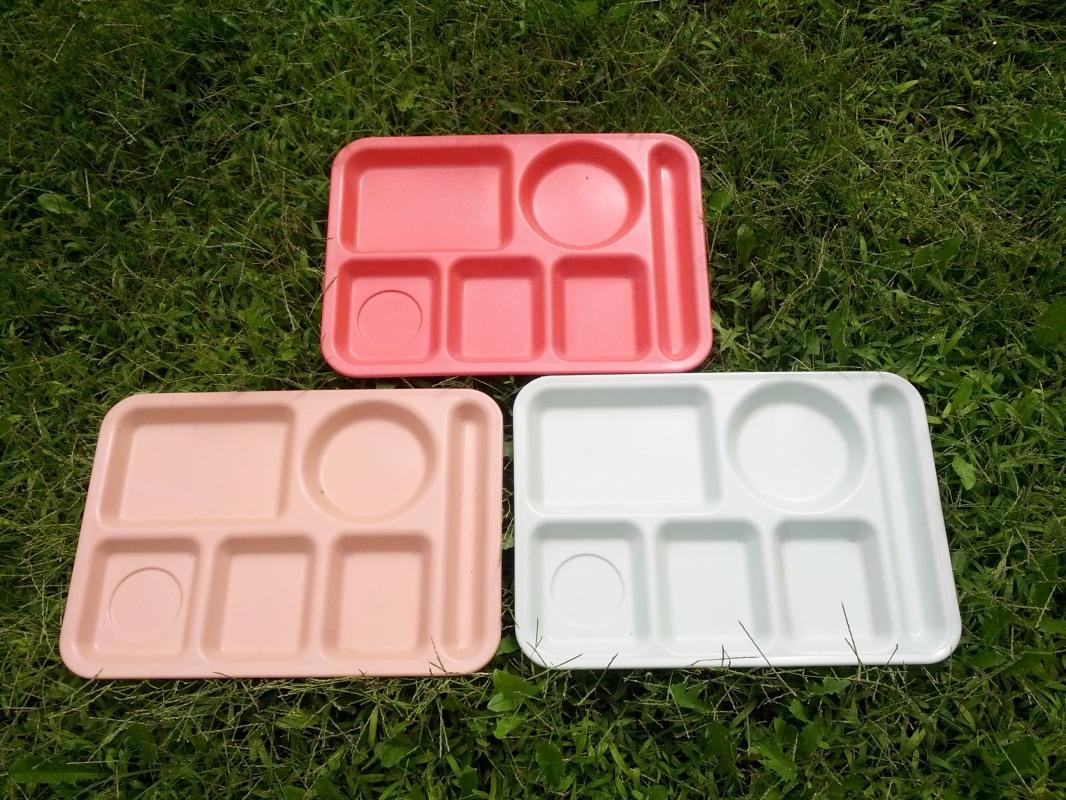 MELMAC MELAMINE LUNCH ROOM TRAY SCHOOL CAFETERIA PLATTER ABC CLEVELAND OHIO ARROWHEAD WASHINGTON D C UTENSIL
