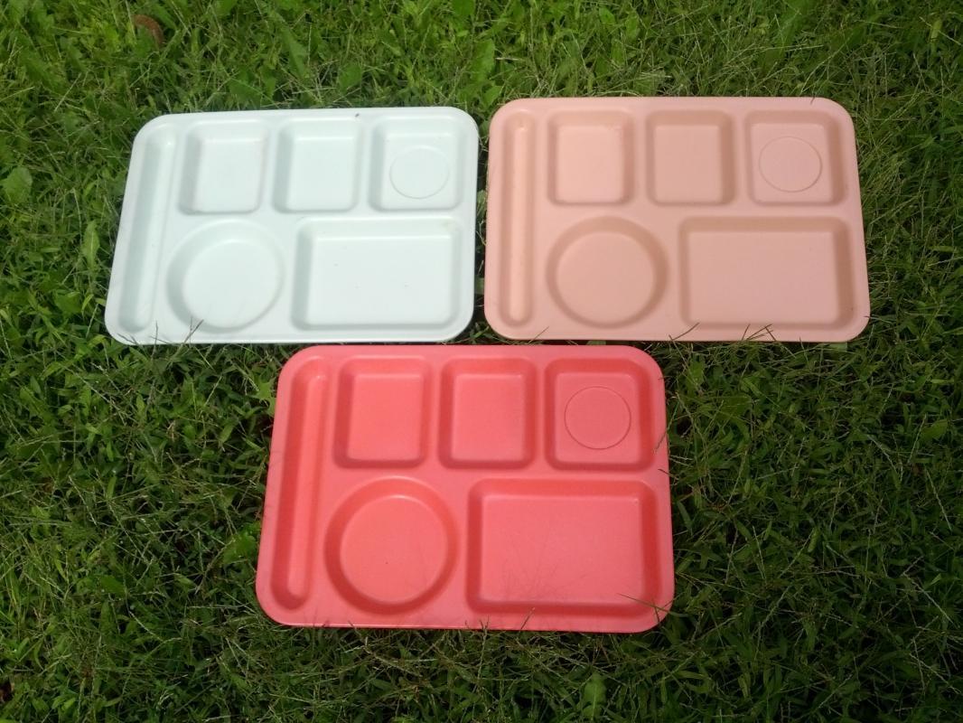 MELMAC MELAMINE LUNCH ROOM TRAY SCHOOL CAFETERIA PLATTER ABC CLEVELAND OHIO ARROWHEAD WASHINGTON D C UTENSIL