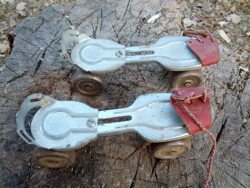 CHILDRENS TOY ROLLER SKATES MARVEL GLOBE UNION MILWAUKEE WISCONSIN ADVERTISING TOY WHEELS