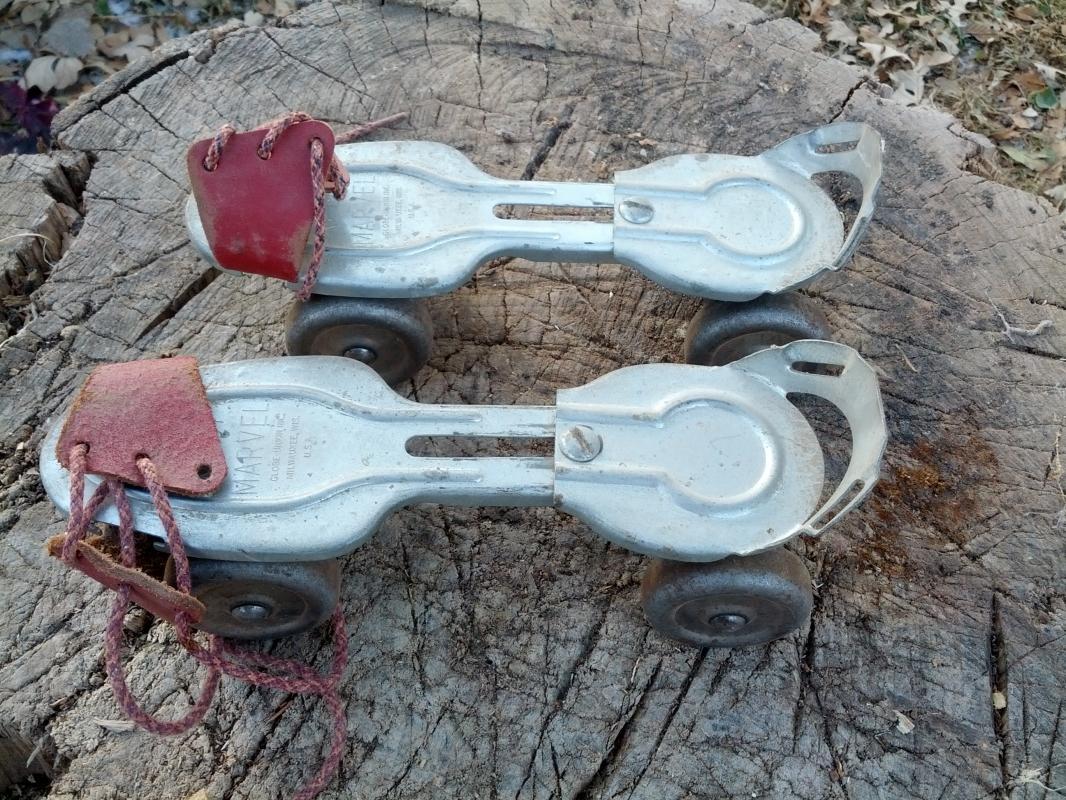 CHILDRENS TOY ROLLER SKATES MARVEL GLOBE UNION MILWAUKEE WISCONSIN ADVERTISING TOY WHEELS