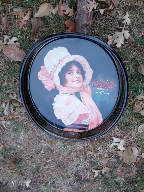 COKE COCA COLA BETTY GIRL VICTORIAN LADY TIN TRAY SOFT DRINK SODA POP ADVERTISING PLATTER
