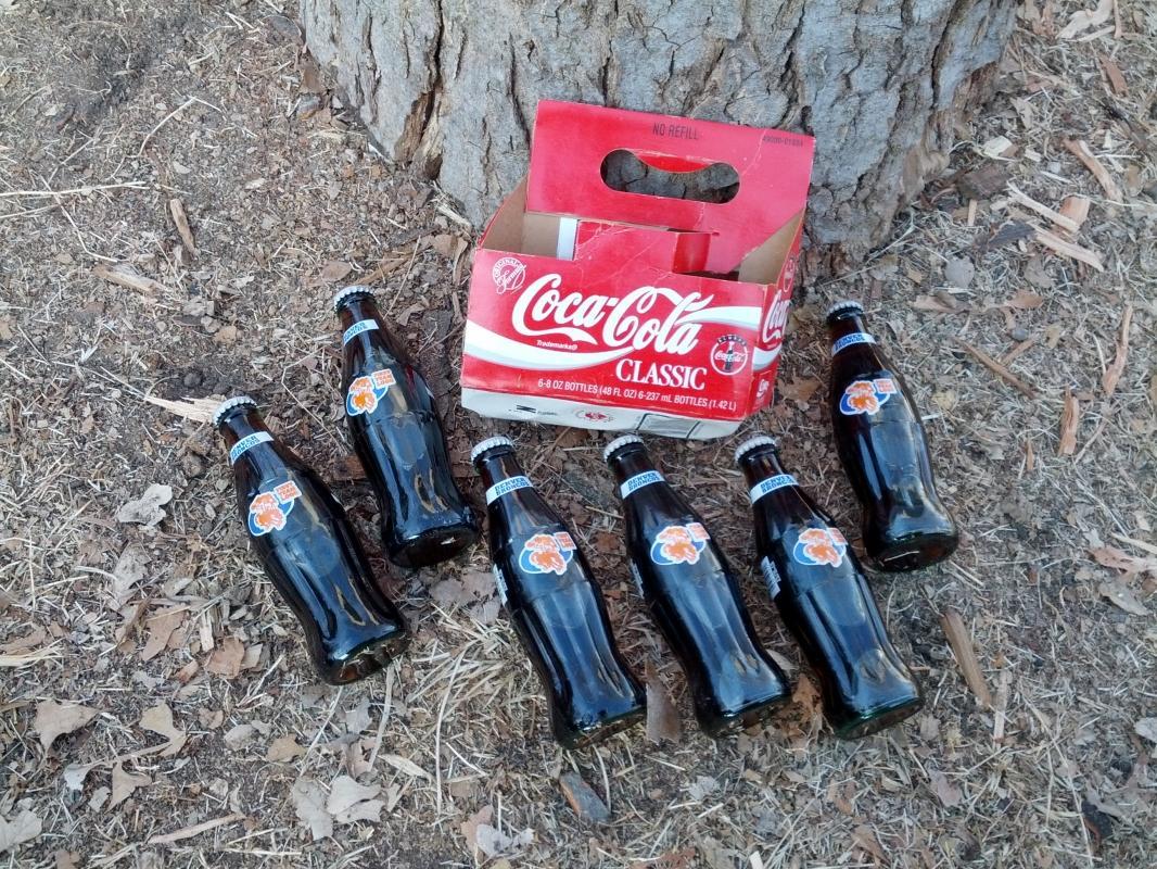 DENVER BRONCOS COKE COCA COLA NFL FOOTBALL BOTTLE EARLY YEARS COMMEMORATIVE CARDBOARD CARRIER