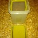 PICKLE CELERY CARROT STICK STORAGE HOPPER COVERED TUPPERWARE GREEN PLASTIC CONDIMENT SERVING TUB