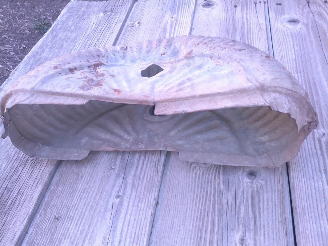 GALVINIZED STEEL CISTERN PRIMITIVE WELL WATER PUMP COVER TOP HARDWARE PIECE FIXTURE PART COUNTRY FARM TOOL DECORATIVE YARD ORNAMENT LAWN GARDEN DECORATION