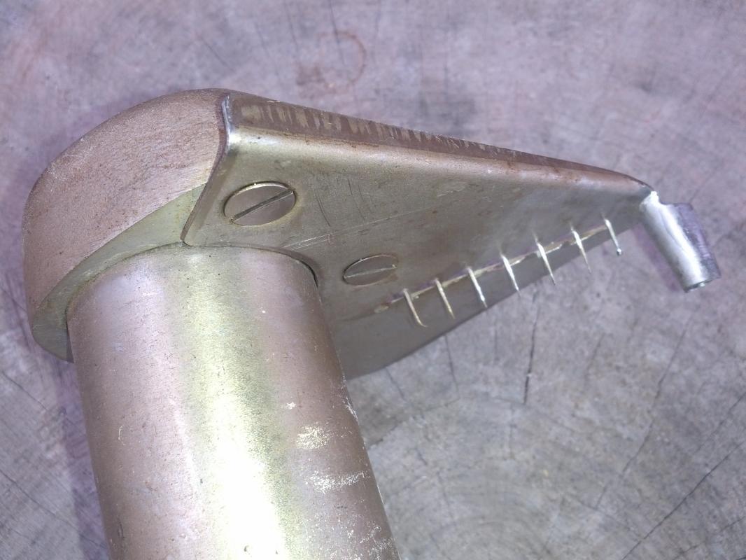 STRINGMASTER VEGETABLE FRUIT SLICER SALAD STRINGER HOUSEHOLD KITCHEN TOOL FOOD PREPARATION GADGET POTATO CURLY CUE FRENCH FRY CUTTER CALIFORNIA ENGINE COMPANY LOS ANGELES MANUFACTURER