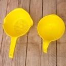 rubbermaid spaghetti pasta strainer measuring cup batter bowl yellow plastic kitchen utensil food preparation tools