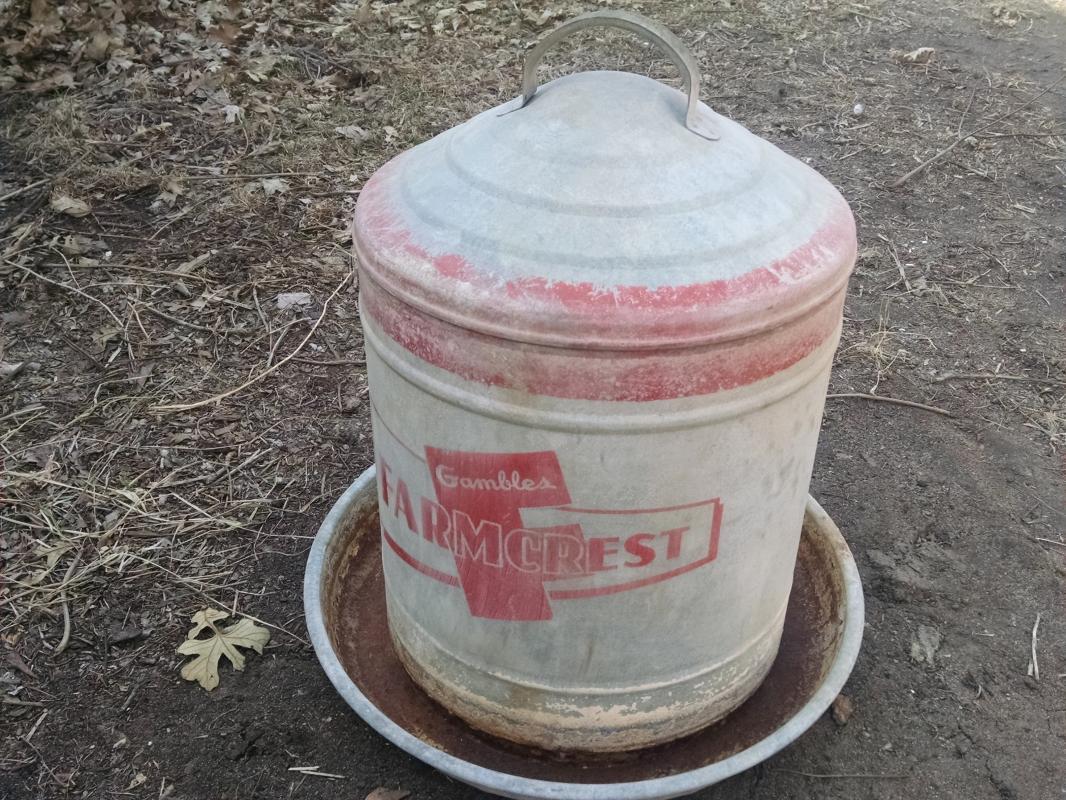 gambles farmcrest chicken poultry bird feeder galvinized steel feed seed tube farm ranch tool