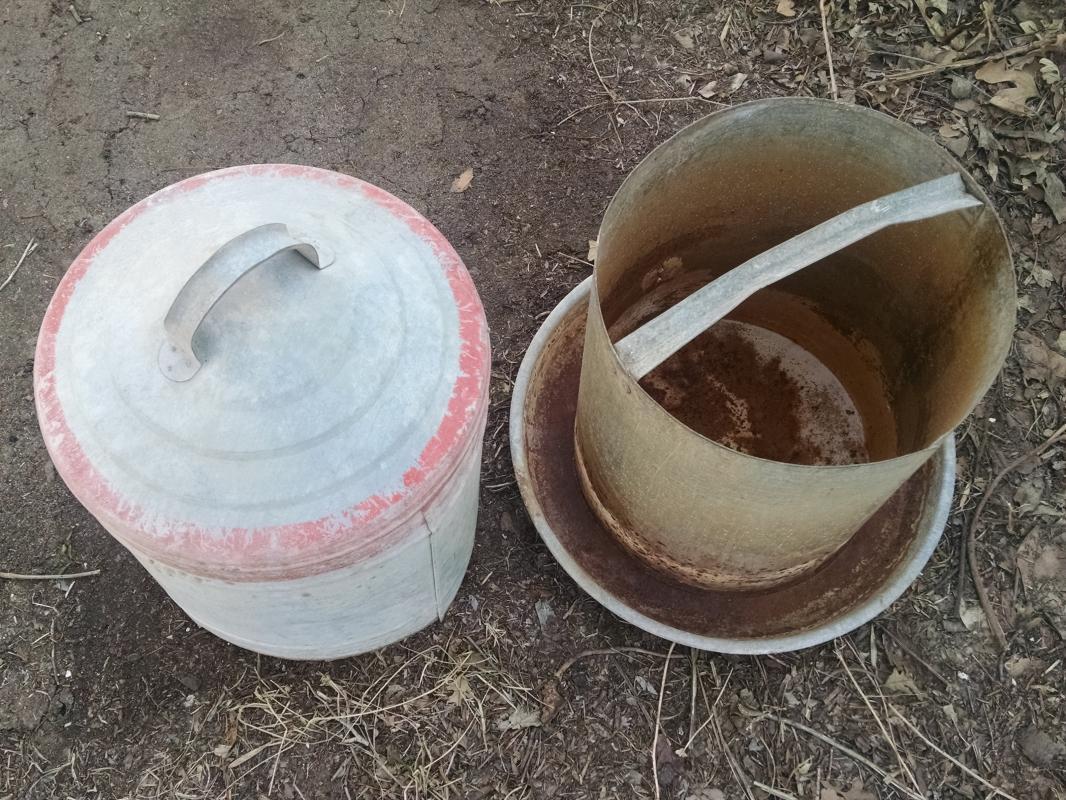 gambles farmcrest chicken poultry bird feeder galvinized steel feed seed tube farm ranch tool