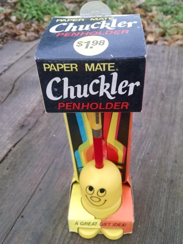 CHUCKLER HAPPY FACE PENHOLDER PENCIL PEN STAND RETRO BOBBLEHEAD NODDER DESK ACCESSORY ORIGINAL GILLETE CARDBOARD BOX 1970'S OFFICE DECORATION ORNAMENT