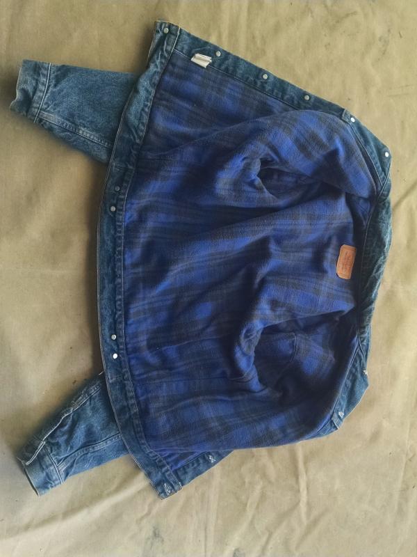 Levi Strauss Denim Jean Jacket Cotton Flannel Lined Light Weight Coat Size Medium Ladies Fashion Garment Apparel