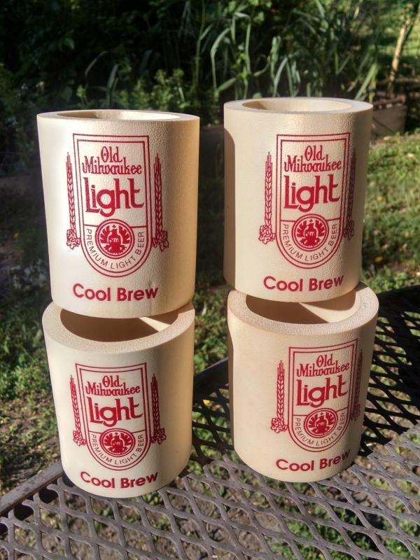 OLD MILWAUKEE LIGHT BEER KOOZIE DRINK CAN COASTER SLEEVE INSULATED BEVERAGE COOLER