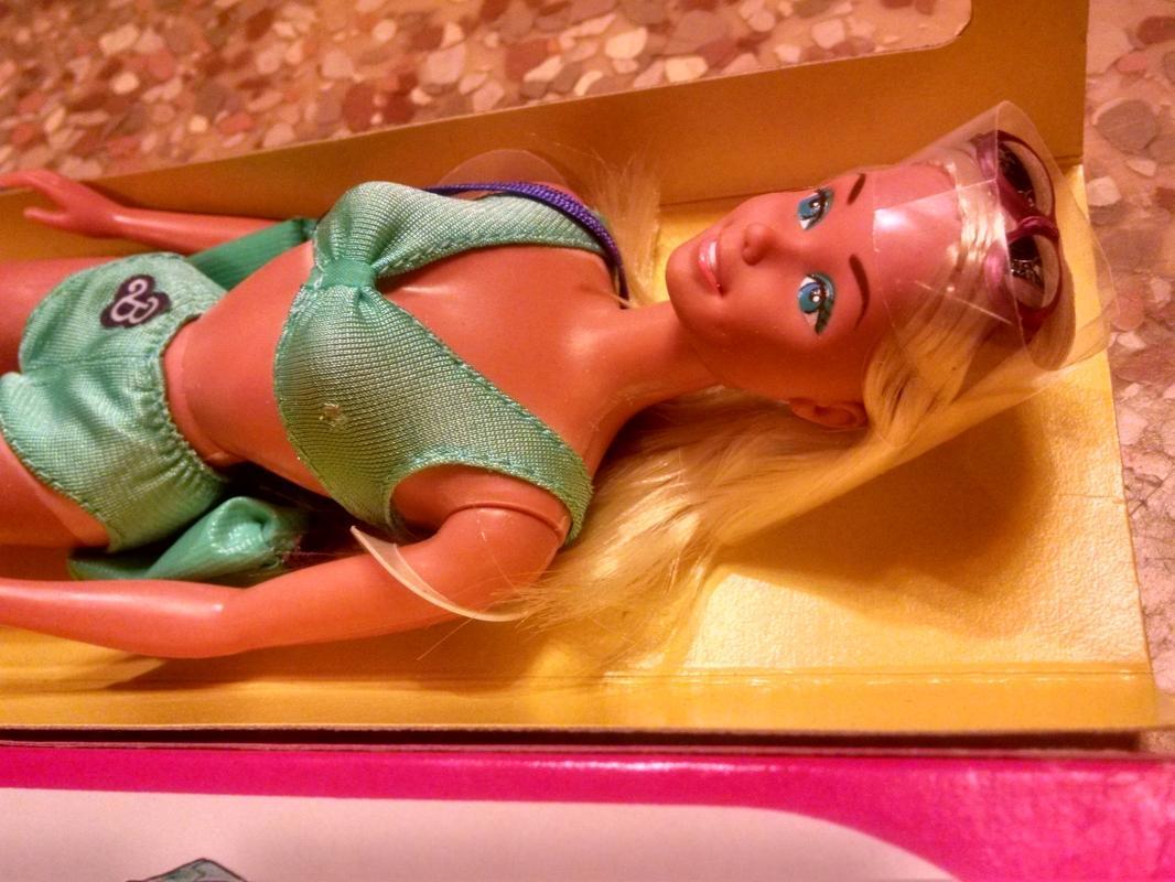 Mattel Sun Lovin' Malibu Barbie Doll Childs Collectible Toy 1978 Original Factory Box