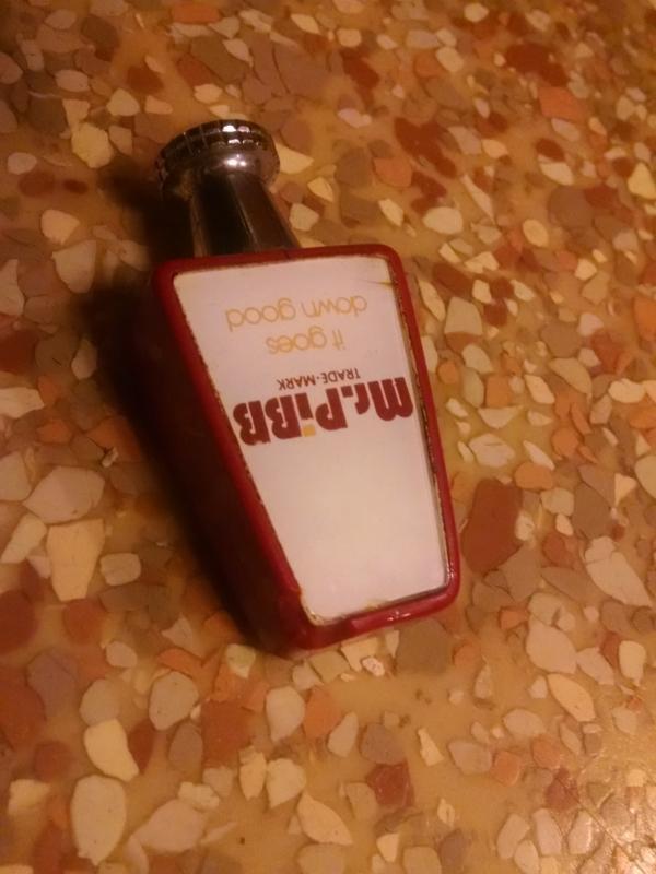 mr pibb soda fountain tap handle knob soft drink dispenser machine part it goes down good 1970's era company advertising slogan