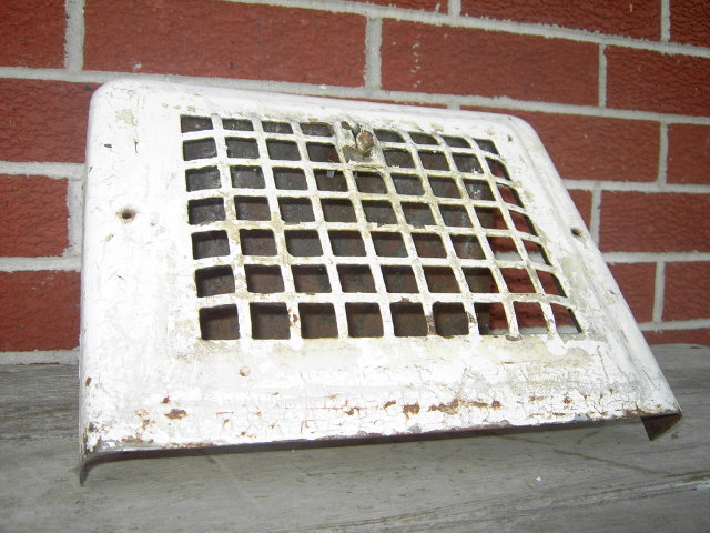 HEATER FURNACE REGISTER DOOR GRATE AIR VENTILATION HOLE COVER SHAFT FIXTURE