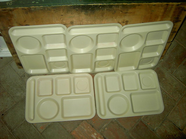 MELMAC SCHOOL LUNCHROOM CAFETERIA DINER TRAY STACKING MELAMINE PLATTER KING LINE NEMIR WASHINGTON DC