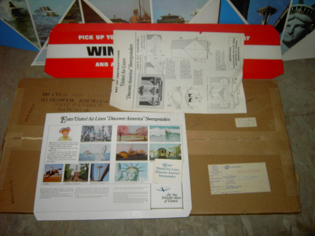 UNITED AIRLINES AIRPORT SIGN DISCOVER AMERICA SWEEPSTAKES DISPLAY 1966 COMMERCIAL AIRLINE DIXIE CUP ADVERTISEMENT