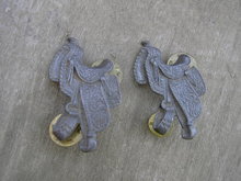 HORSE SADDLE BROOCH WESTERN LAPEL PIN COWBOY HAT TACK