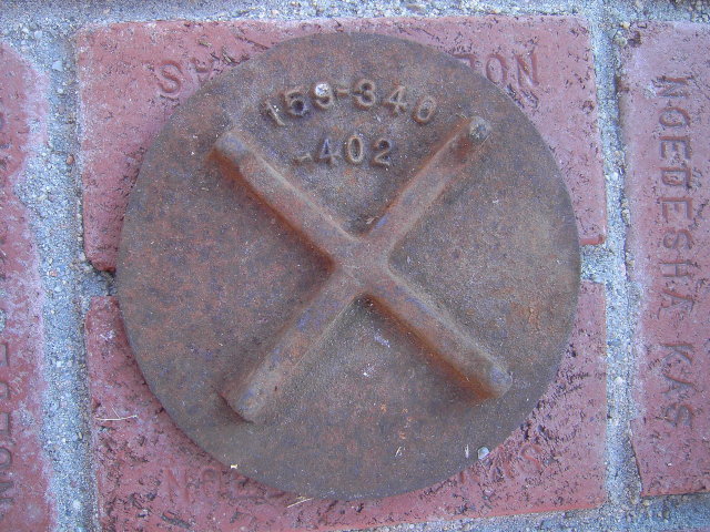AUSTIN TEXAS CAST IRON WATER CAP PROPERTY MARKER DISC