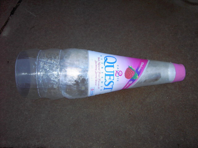 QUEST RASPBERRY SODA BEVERAGE INFLATABLE DISPLAY BOTTLE