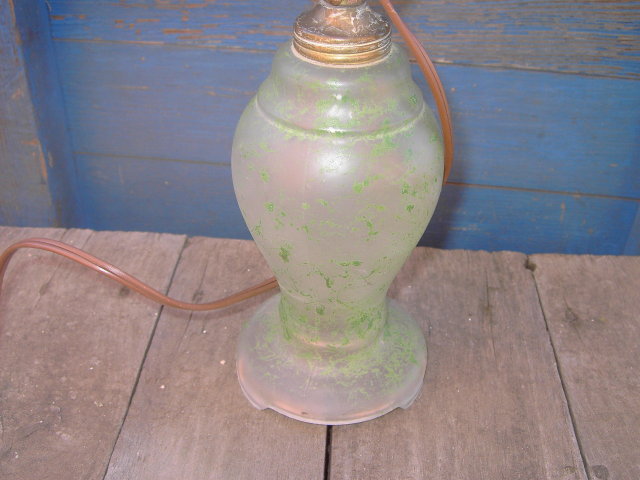 GLASS LAMP GREEN SPATTER PAINT LIGHT FIXTURE