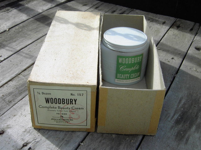 WOODBURY BEAUTY CREAM JAR ORIGINAL FACTORY BOX CINCINNATI OHIO