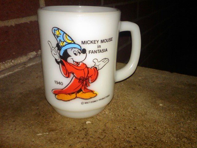 WALT DISNEY MICKEY MOUSE FANTASIA MUG ANCHOR HOCKING HANDLED CUP