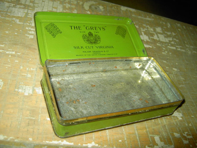 GREYS VIRGINIA TOBACCO TIN CAN LONDON ENGLAND MAJOR DRAPKIN COMPANY