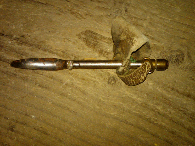 BOSS CORN HUSKING PEG SHUCKING HOOK DEPRESSION ERA FARM RANCH TOOL