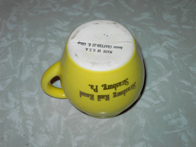 STRASBURG PENNSYLVANIA RAIL ROAD CREAMER PITCHER TOURIST SOUVENIR