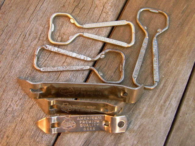 FALSTAFF BREWING COMPANY BEER BOTTLE CAP OPENER UTENSIL ADVERTISING TOOL
