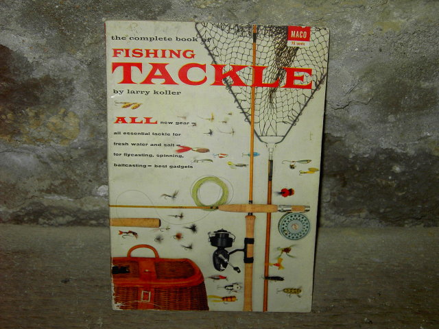 FISHING TACKLE GUIDE BOOK ROD REEL LURE GADGETS 1955 MACO MAGAZINE