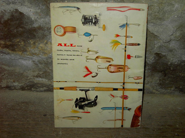 FISHING TACKLE GUIDE BOOK ROD REEL LURE GADGETS 1955 MACO MAGAZINE