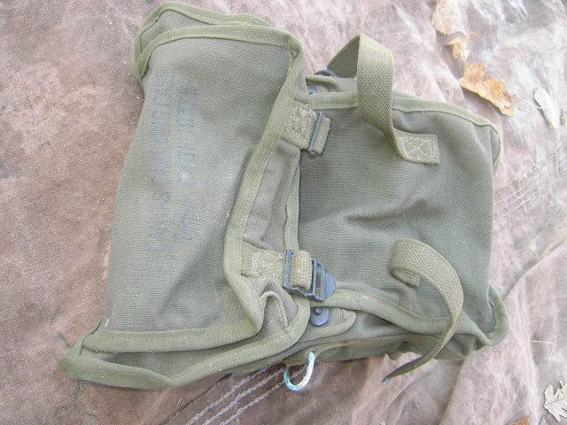 UNITED STATES NAVY CANVAS PACK CARRYING CASE HAMELCO 1945 TYPE CAQF 10375