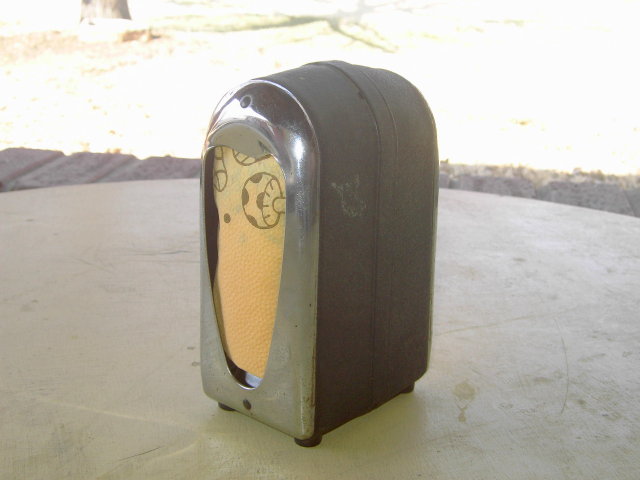 PAPER NAPKIN DISPENSER DINER DRIVE IN RESTAURANT TABLE UTENSIL